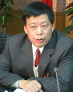 黄亚洲