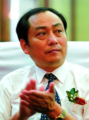詹纯新
