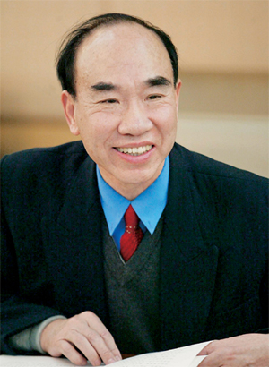 李步云