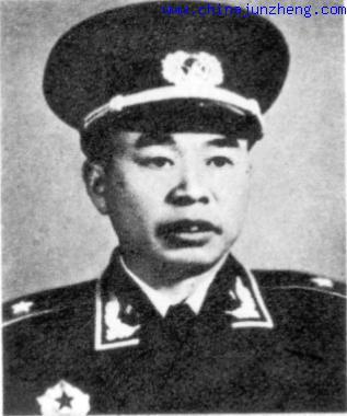 李铨